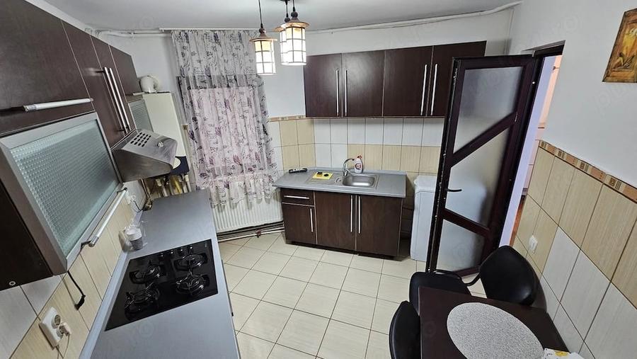 Apartament cu 2 camere semidecomandat în Ultracentral