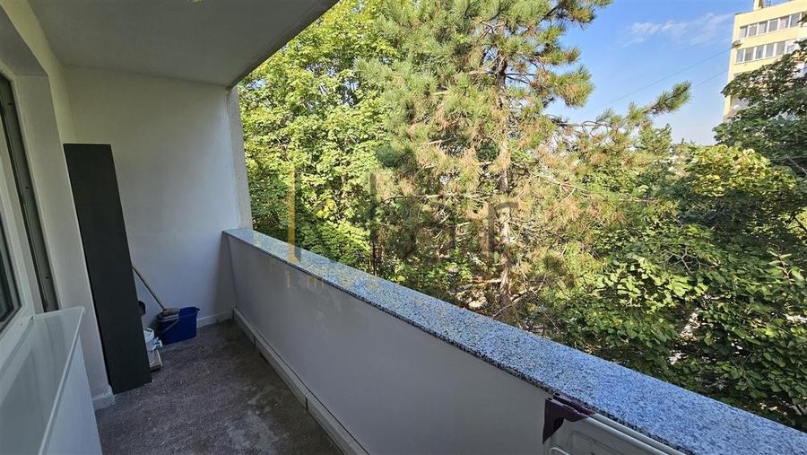 Apartament cu 3 camere semidecomandat, mobilat în Gheorgheni