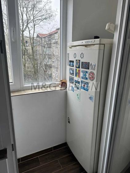 Garsonieră decomandată în Lipovei