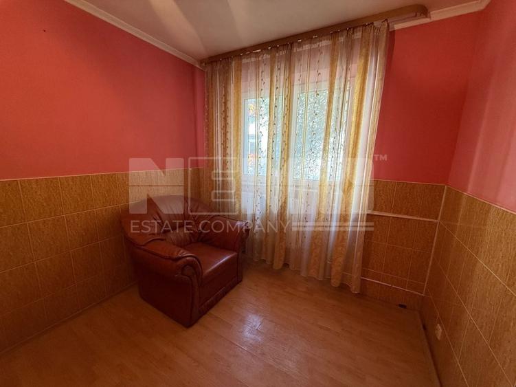 Apartament cu 4 camere circular în Central