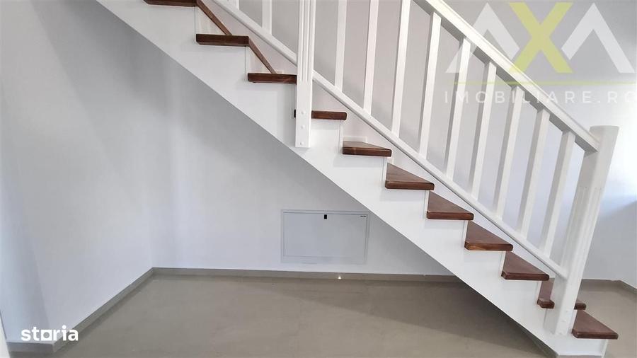 Casă cu 4 camere în Uricani