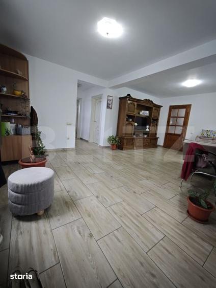 Casă cu 5 camere cu Teren 998 Mp în Central