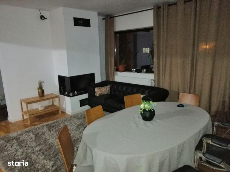 Casă cu 4 camere în Prundu