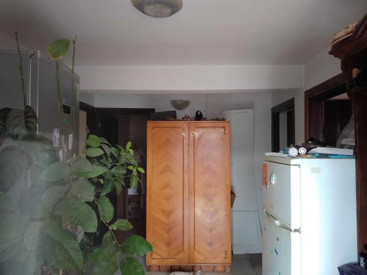Casă cu 4 camere cu Teren 650 Mp în Bordei