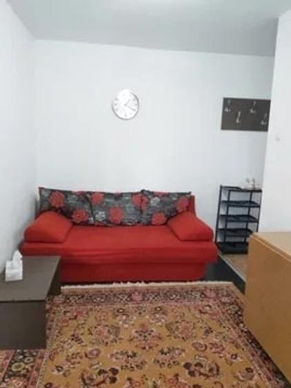 Apartament cu 2 camere semidecomandat, mobilat în Tătărași