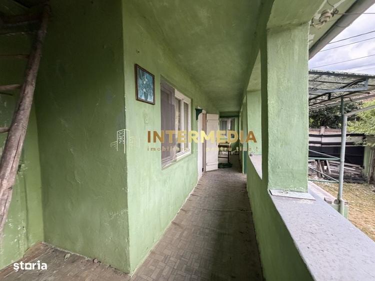 Casă cu 3 camere în Cricău