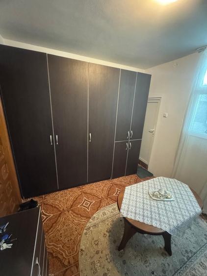 Garsonieră decomandată în Dobroești