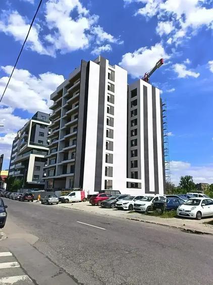 Apartament cu 3 camere decomandat în 13 Septembrie
