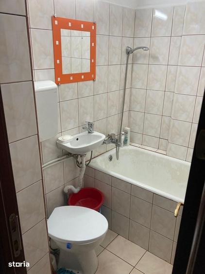 Garsonieră decomandată în Central