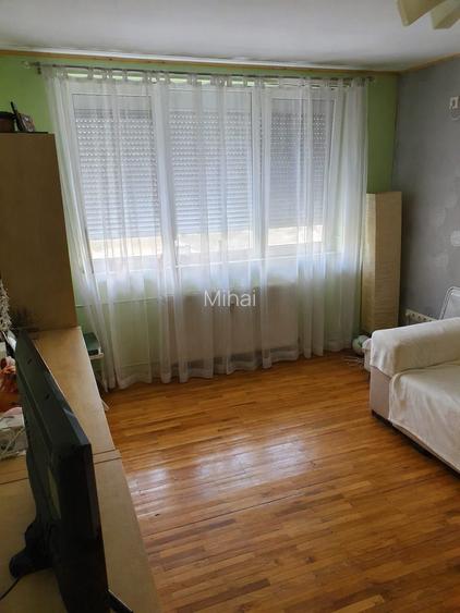 Apartament cu 2 camere decomandat în Exterior Vest
