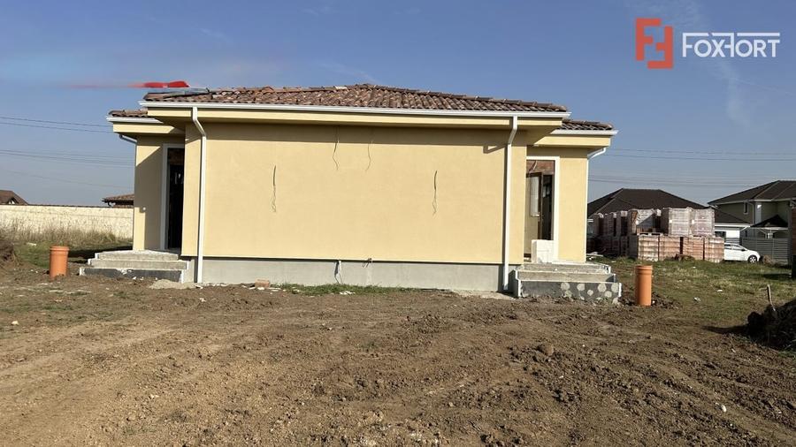 Duplex cu 3 camere cu Teren 260 Mp în Sânandrei