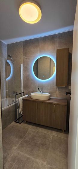 Apartament cu 2 camere decomandat, mobilat în Nord