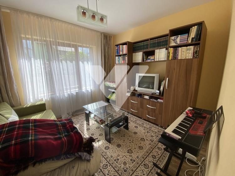 Casă individuală cu 5 camere cu Canalizare în Șura Mică