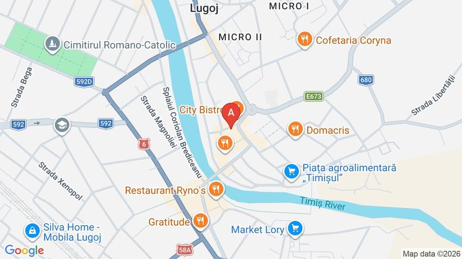Casă cu 13 camere cu Canalizare în Central