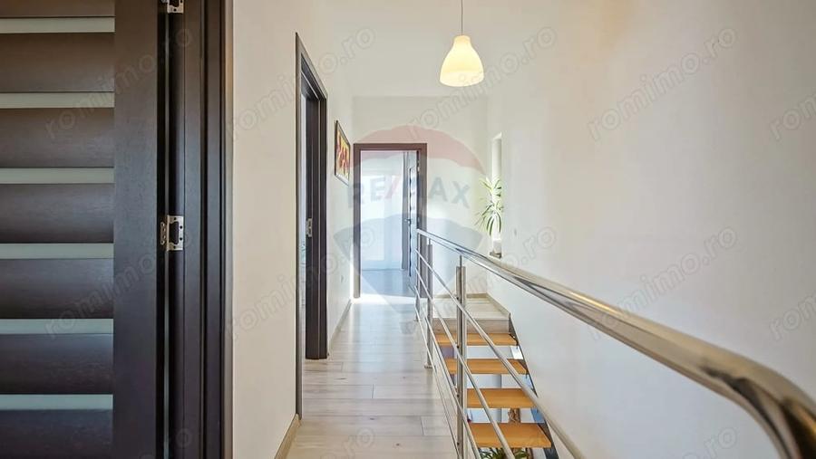 COMISION 0% | Vila cu 4 camere de vanzare | 103 MP UTILI |Curte 253 | - 3