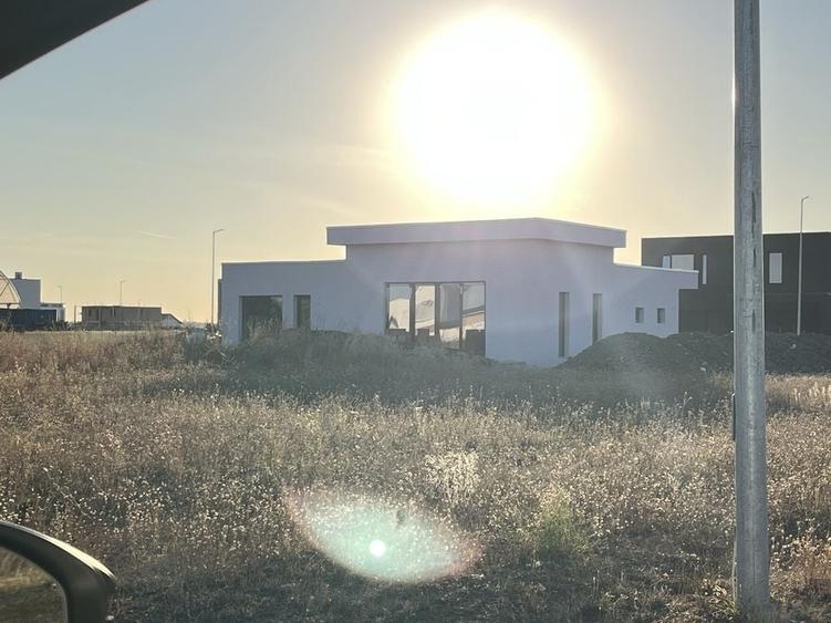 Casă cu 4 camere în Central