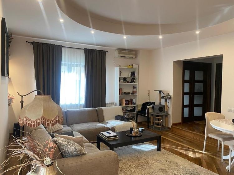 Duplex cu 5 camere cu Canalizare în Bucureștii Noi