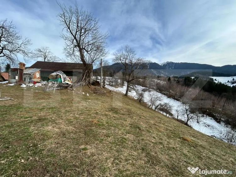 Teren de 7000 mp, în Bran