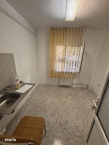 Apartament 4 camere, decomandat, 72mp, zona George Enescu - 1