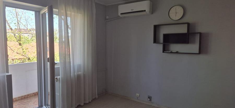 De inchiriat apartament 2 camere - 4
