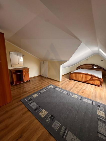 Apartament cu 3 camere semidecomandat, mobilat în Hipodrom 3