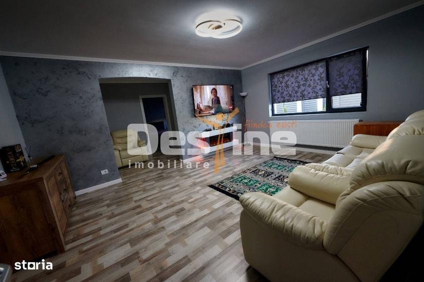 Casă cu 4 camere cu Teren 250 Mp în Central