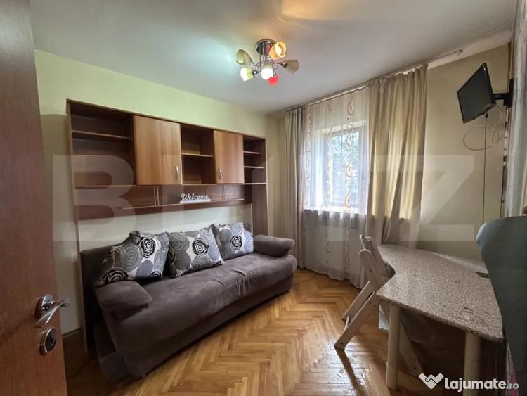 Apartament cu 3 camere decomandat în Central