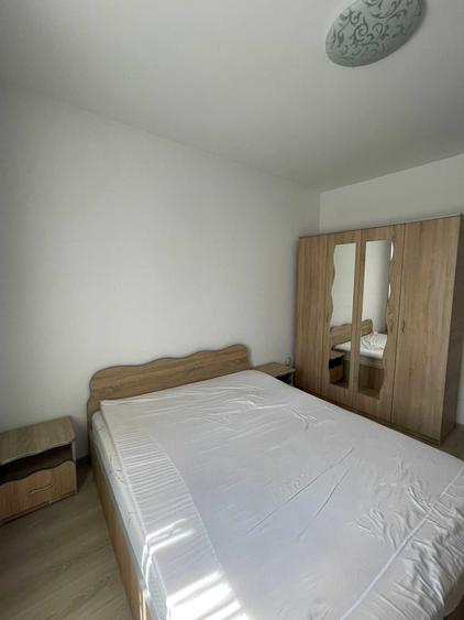 Apartament cu 2 camere decomandat în Berceni