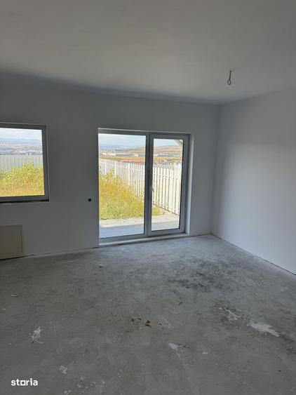 Apartament cu 3 camere în Apahida