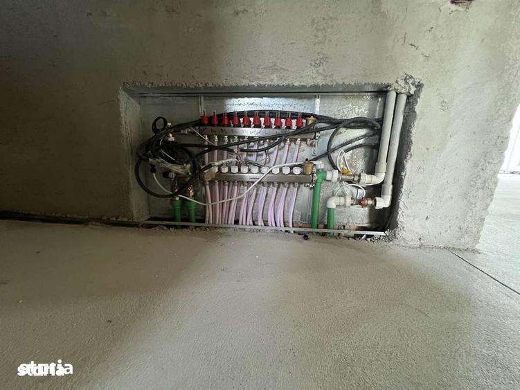 Casă cu 6 camere cu Teren 700 Mp în Breaza