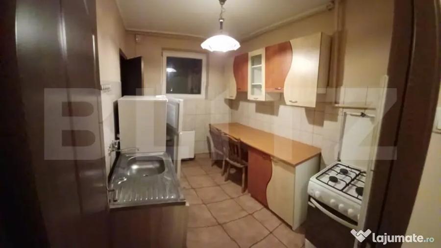 Apartament cu 2 camere semidecomandat în Central