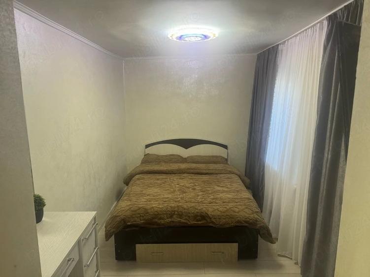 Casă cu 2 camere cu Teren 220 Mp în Central