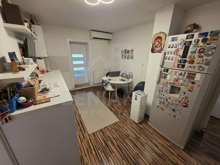 Apartament cu 2 camere decomandat în Sărari