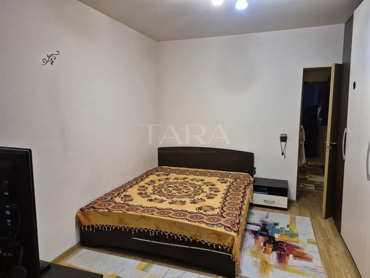 Apartament cu 3 camere semidecomandat, mobilat în Florești