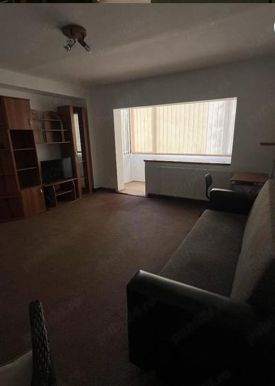 Apartament cu 2 camere semidecomandat în Scriitorilor