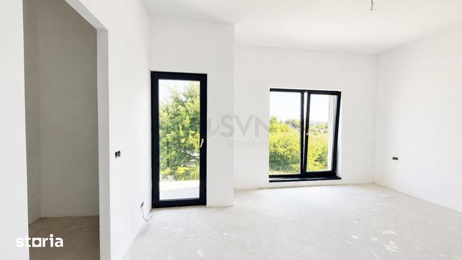 Casă cu 7 camere cu Teren 400 Mp în Corbeanca