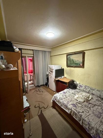 Apartament cu 4 camere decomandat în Păcurari