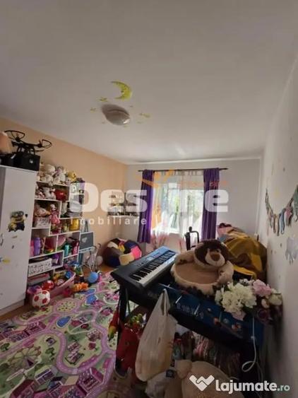 Casă cu 3 camere cu Teren 170 Mp în Central
