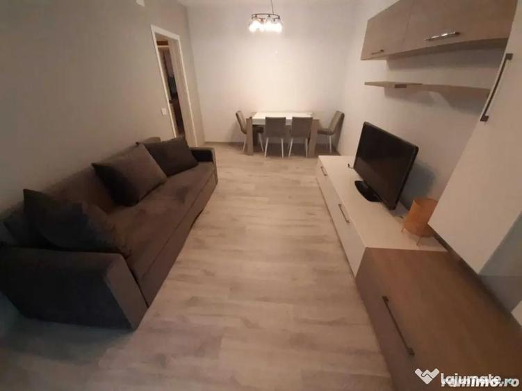 Apartament cu 2 camere decomandat în Spitalul Județean