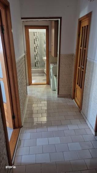 Inchiriez Apartament 2 camere - 4