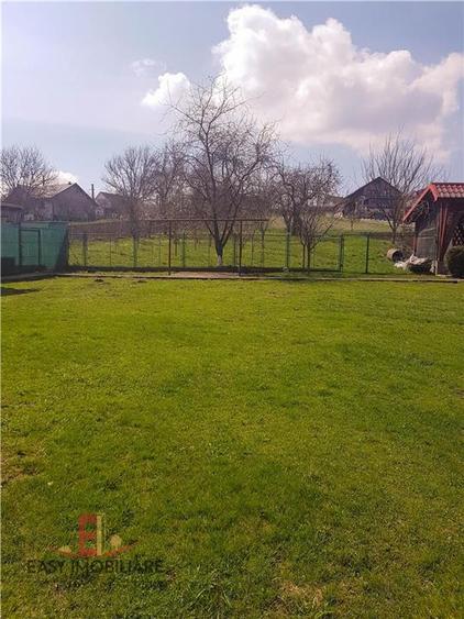 Casă cu 3 camere cu Teren 2000 Mp în Unirii
