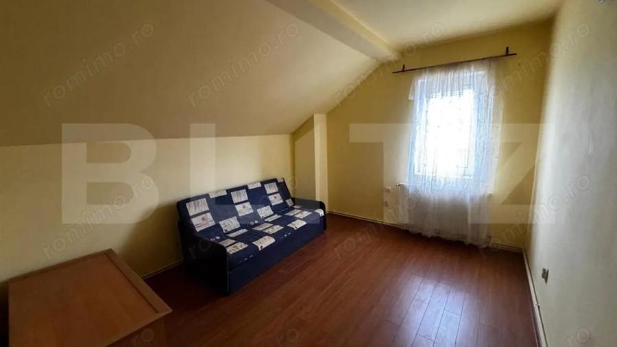 Casă cu 3 camere cu Teren 300 Mp în Cetate