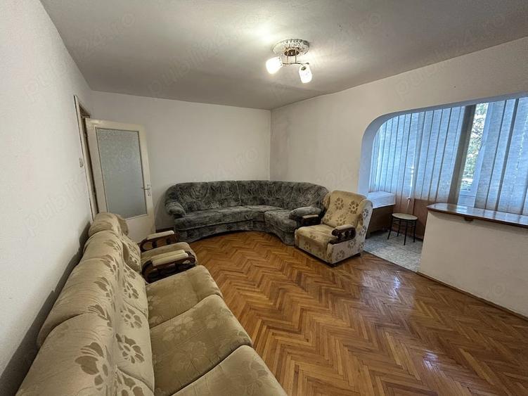 Apartament cu 3 camere decomandat în Micălaca