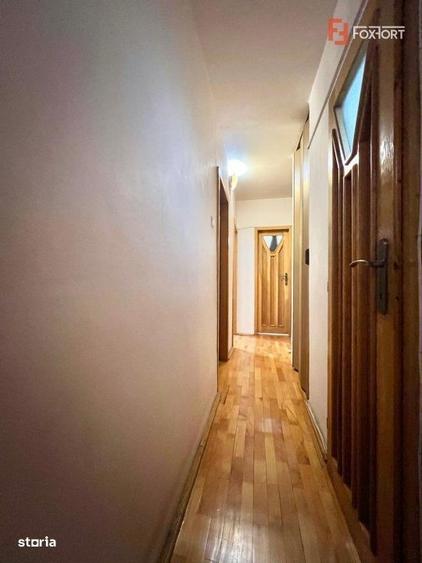 Apartament cu 3 camere decomandat, mobilat în Lunei