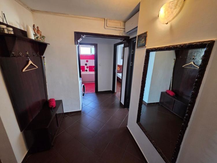 Apartament cu 2 camere decomandat, mobilat în Km 4-5