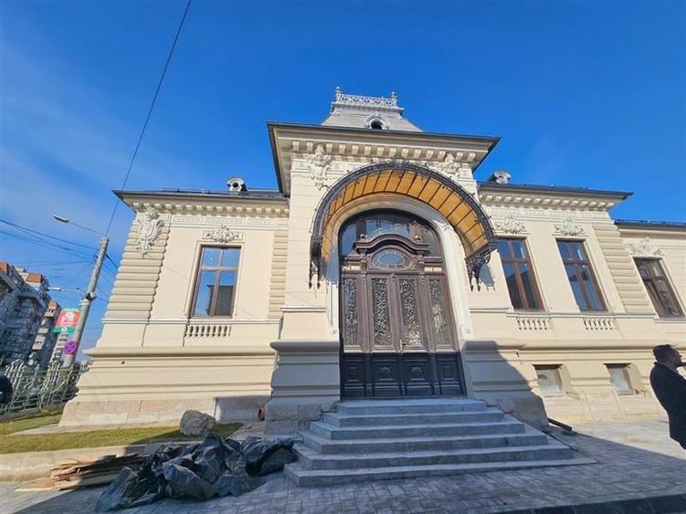 Birou, de 550 mp, în Titulescu