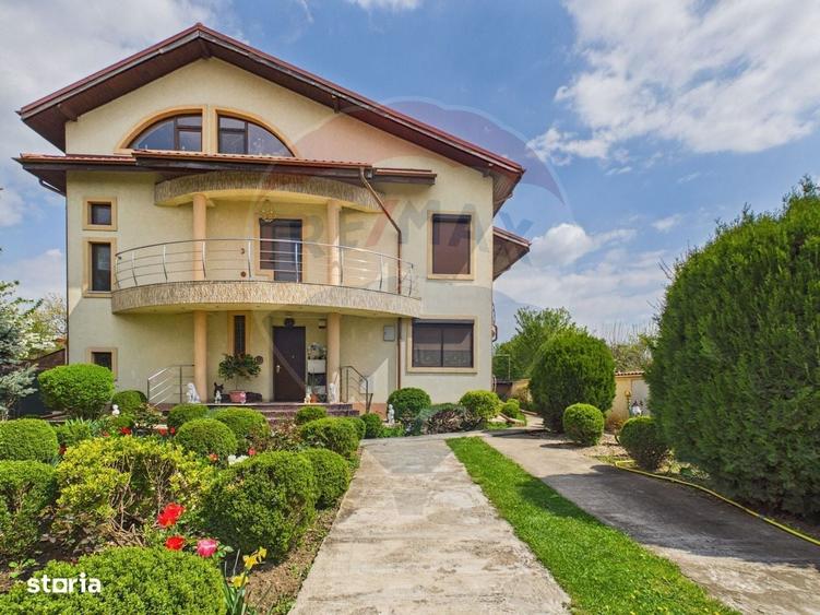 Casă cu 4 camere în Odăile