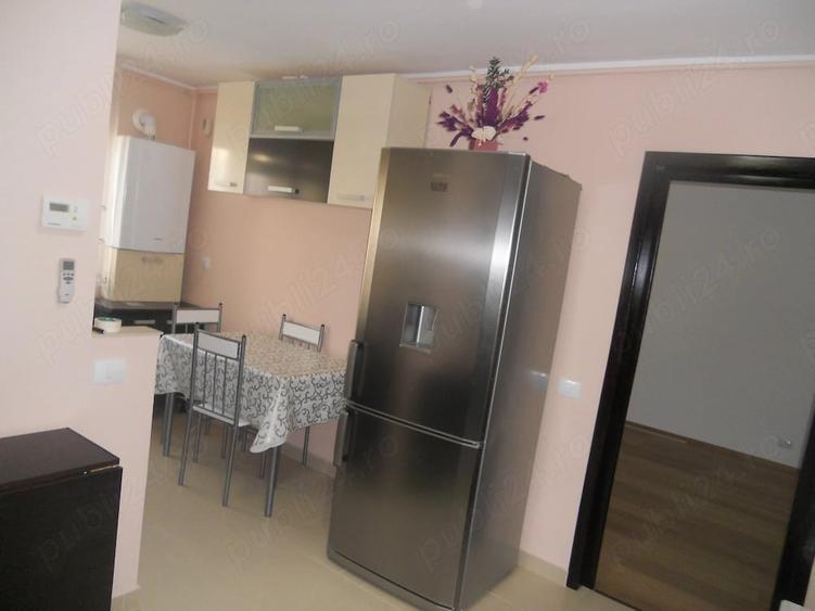 Apartament cu 2 camere decomandat în Precista