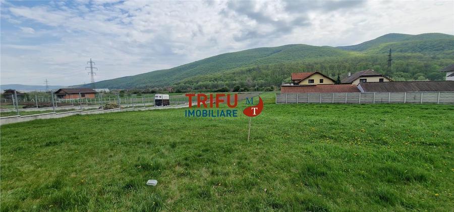 Teren Construcții intravilan de 575 mp, în Ampoița
