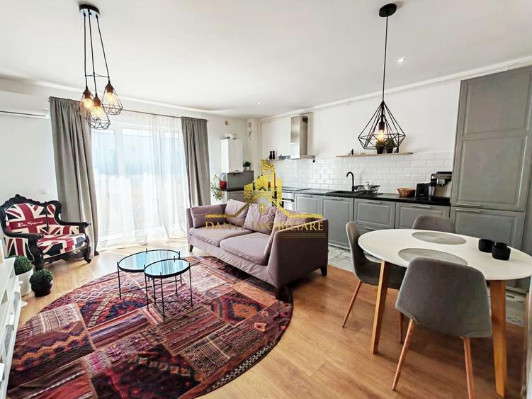 Apartament cu 2 camere semidecomandat, mobilat în Calea Turzii